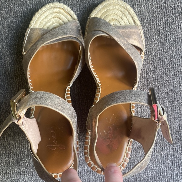 🩵Gorgeous Joie Espadrilles🩵 - Picture 3 of 10